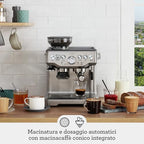 Sage The Barista Express SES875 espressomachine met bonen — detail 1