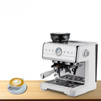 Espressomachine met ingebouwde koffiemolen — detail 4